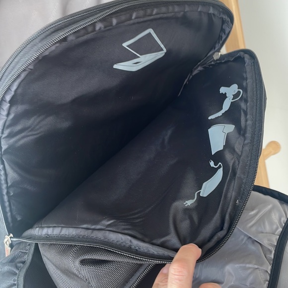 Targus corporate traveler backpack - Picture 7 of 12